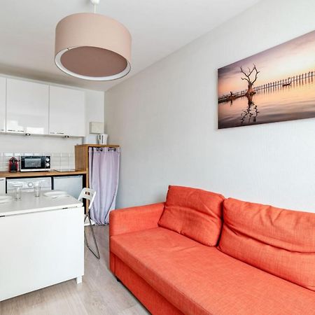 Studio Folleto - Welkeys Apartment Lyon Bagian luar foto