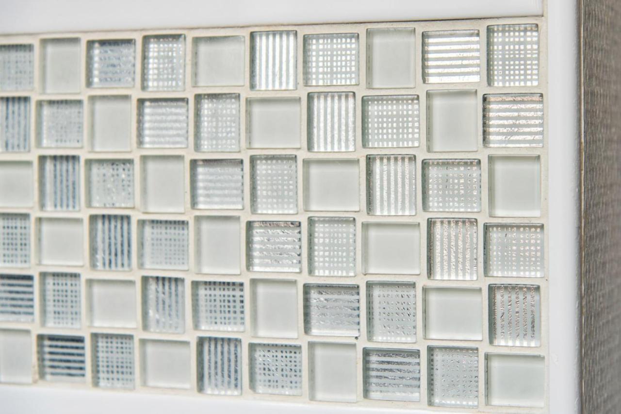Studio Folleto - Welkeys Apartment Lyon Bagian luar foto